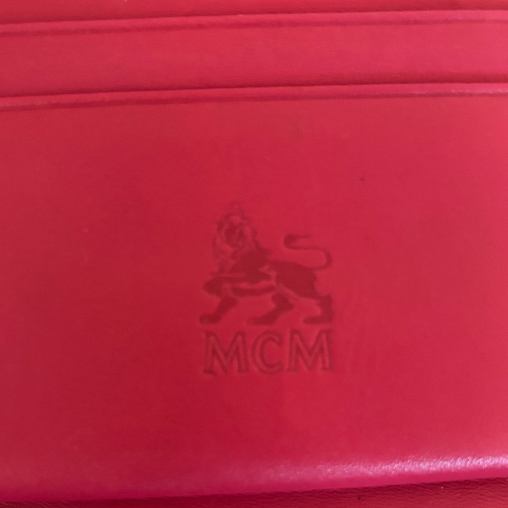 Authentic Vintage MCM Fuchsia Continental Wallet with Gold Accents and COA - Picture 5 of 16